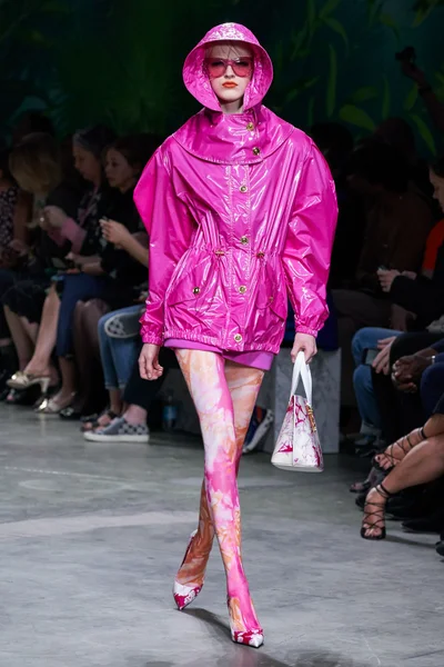 Look 26